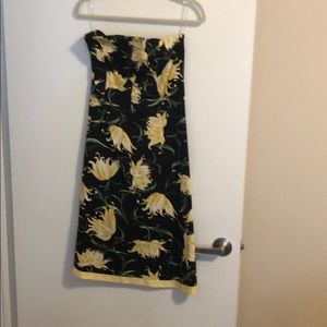 Yellow and black dress size 9 in juniors